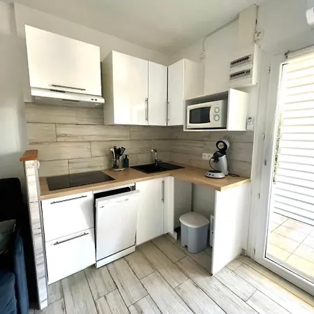 4 People And Parking Lejlighed *